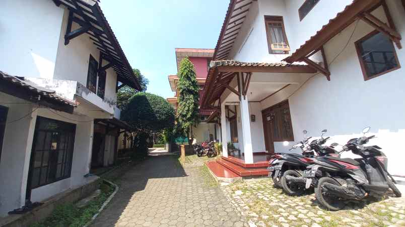 rumah cisitu