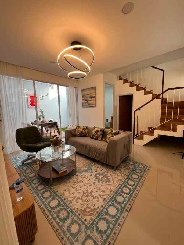 rumah cluster baru 2 lantai dekat mall xchange bintaro