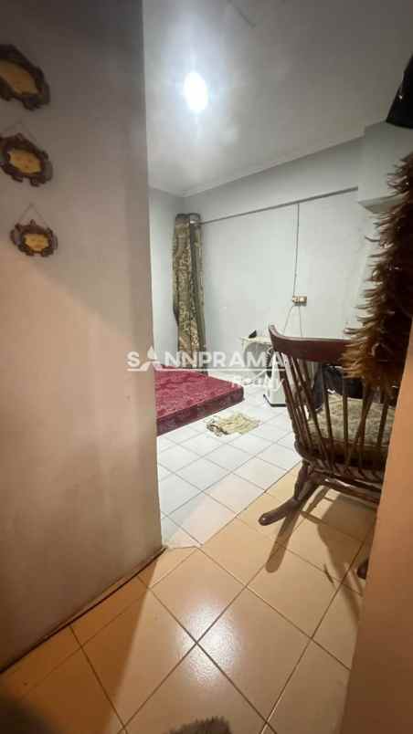 rumah dalam perumahan mekarjaya depok rntami