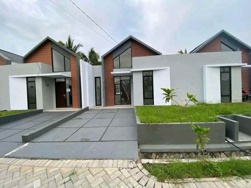 rumah dekat stasiun bisa dapet motor