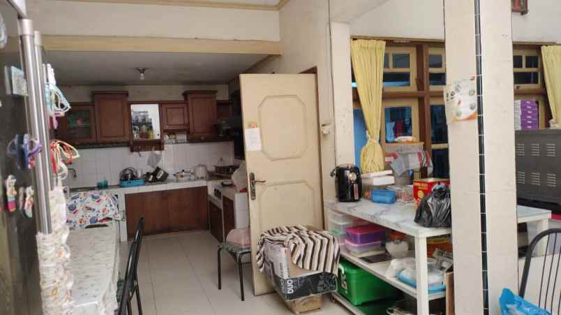 rumah di darmo permai selatan