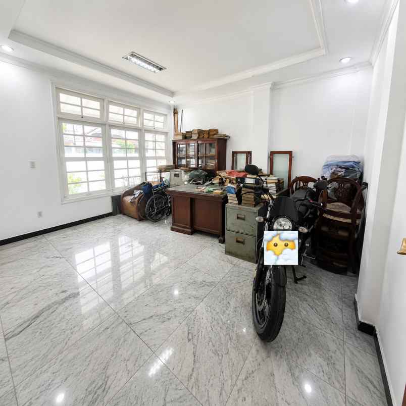 rumah disewakan di menteng dalam