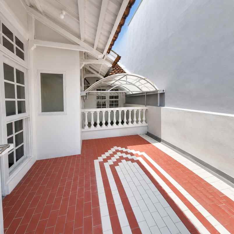 rumah disewakan di menteng dalam