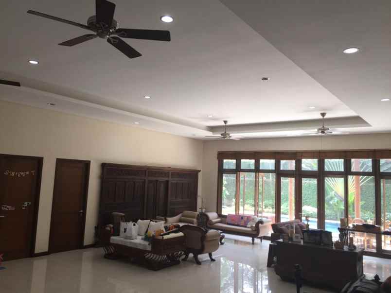 rumah jalan pekayon 1