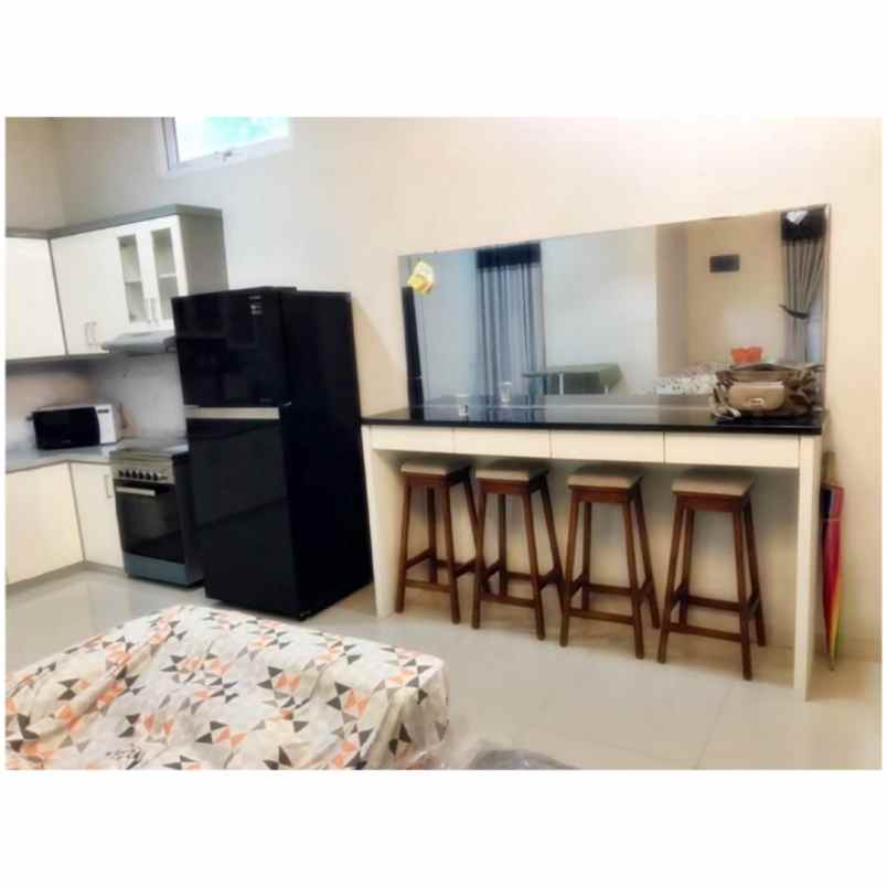 rumah jalan raya tajur cluster