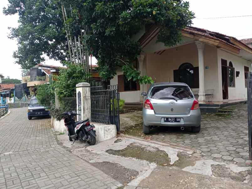 rumah jl arcawinangun