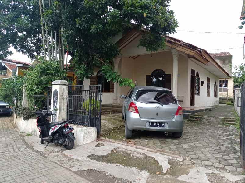 rumah jl arcawinangun