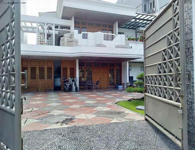 rumah jl cempaka mewah siap huni