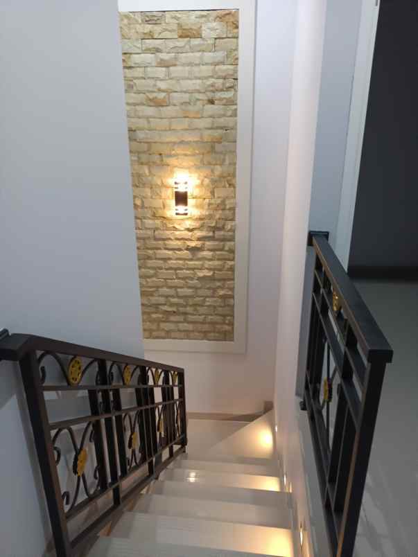 rumah jl h matasan ragunan kec