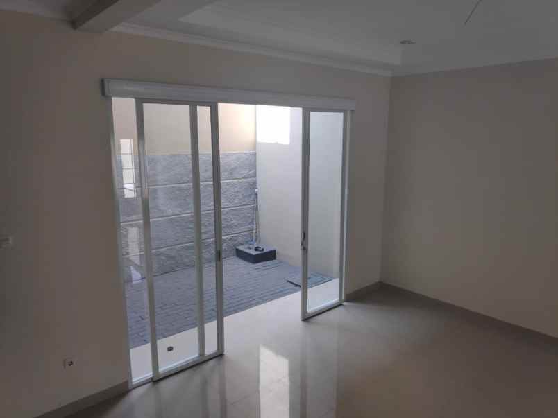 rumah jl masjid raya