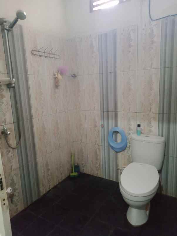 rumah jl mirah delima 5 6 no 11