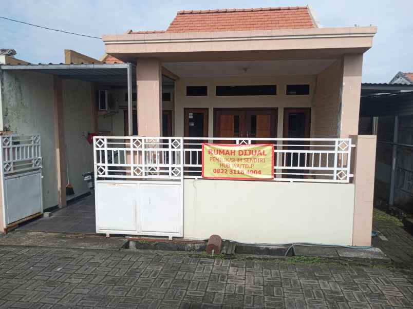 rumah jl mirah delima 5 6 no 11