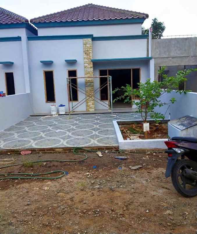 rumah jl raya jatiasih kec