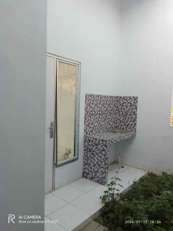 rumah jl raya sepatan