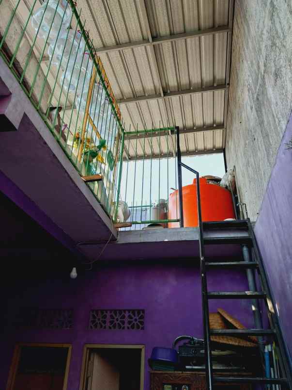 rumah kalibanteng semarang barat