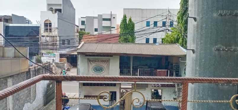 rumah kost 4 lantai lokasi strategis di matraman