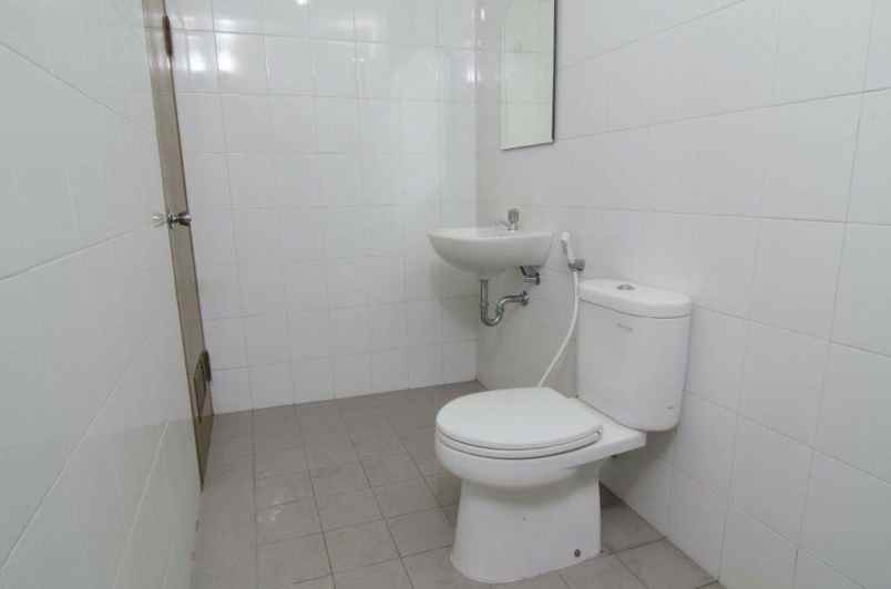 rumah kost guest house aktif lontar dekat pakuwon mall