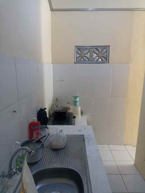 rumah kost mahasiswi banjarsari tembalang semarang