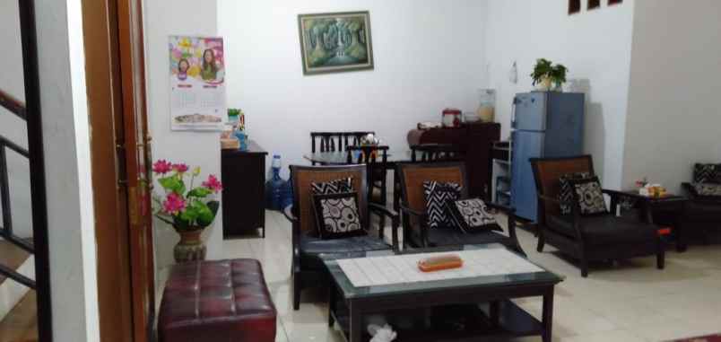 rumah logam
