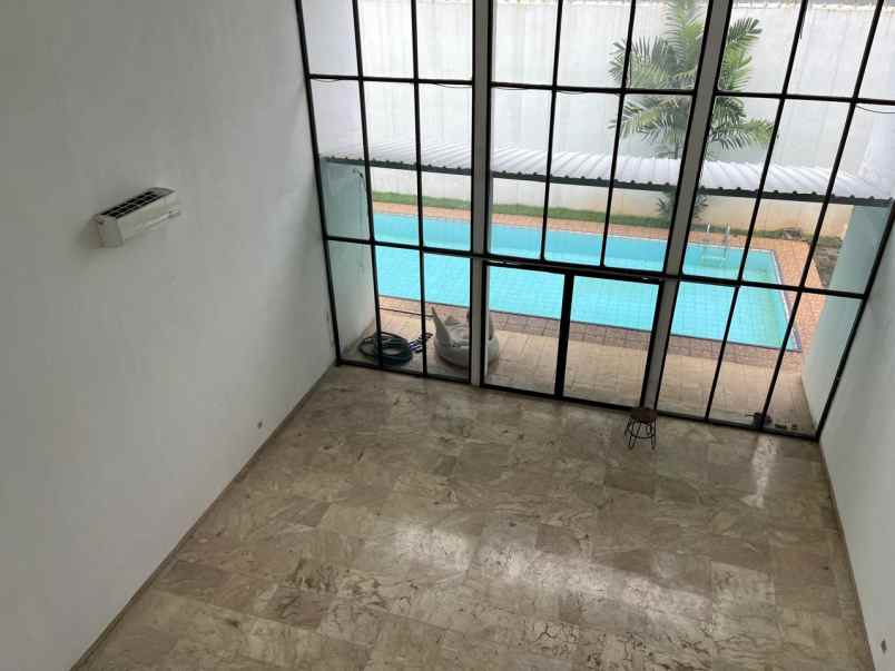 rumah lux di bangka 500 meter ke bangka raya ada pool