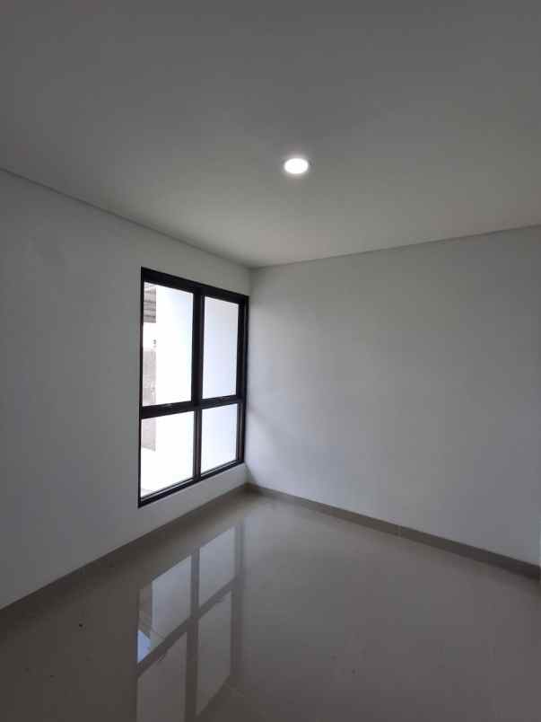 rumah mewah baru siap huni di pamulang