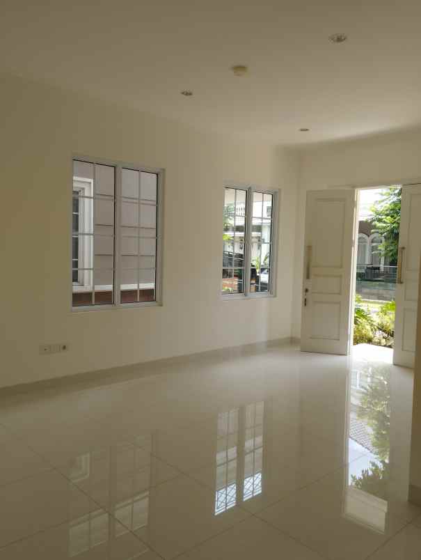 rumah mewah siap huni di gading serpong