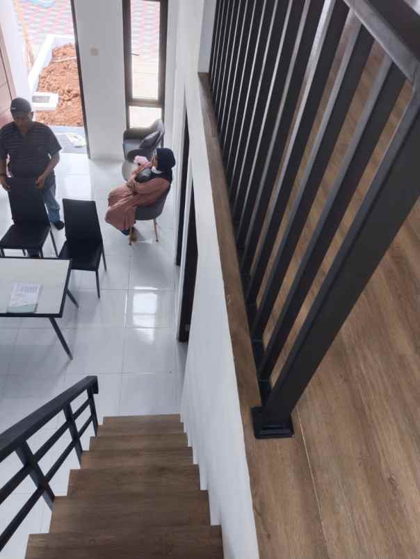 rumah mezzanine cluster griya pamulang dekat unpam
