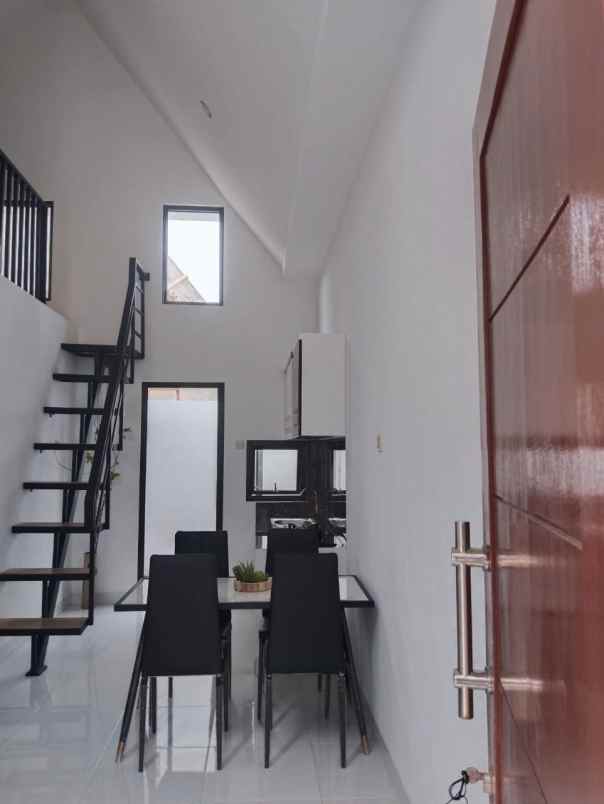 rumah mezzanine cluster griya pamulang dekat unpam