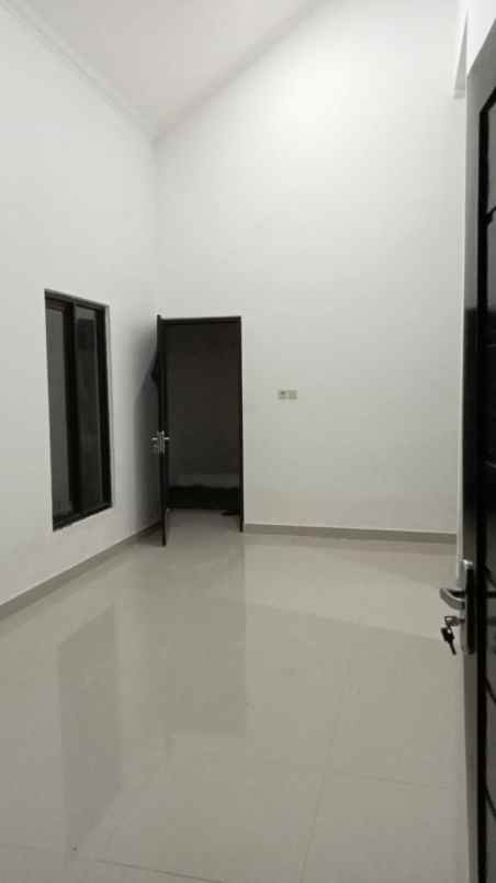 rumah murah dekat universitas mercu buana dp kpr 10