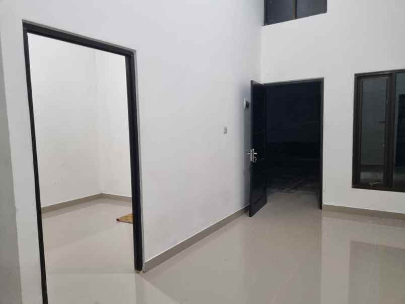 rumah murah dekat universitas mercu buana dp kpr 10