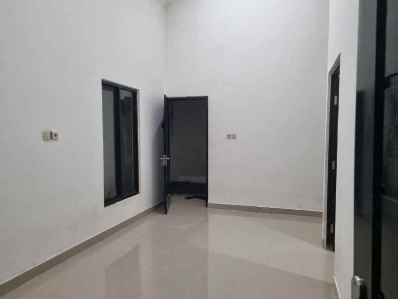 rumah murah dekat universitas mercu buana dp kpr 10