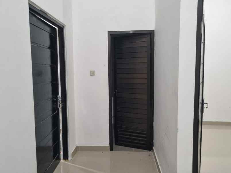 rumah murah dekat universitas mercu buana dp kpr 10