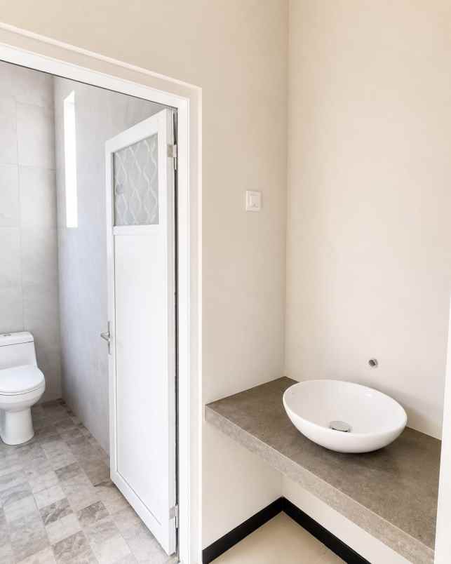 rumah premium free kitchen set lokasi di kota malang