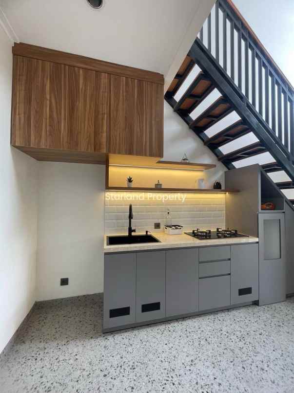 rumah scandinavian modern di pondok aren bintaro