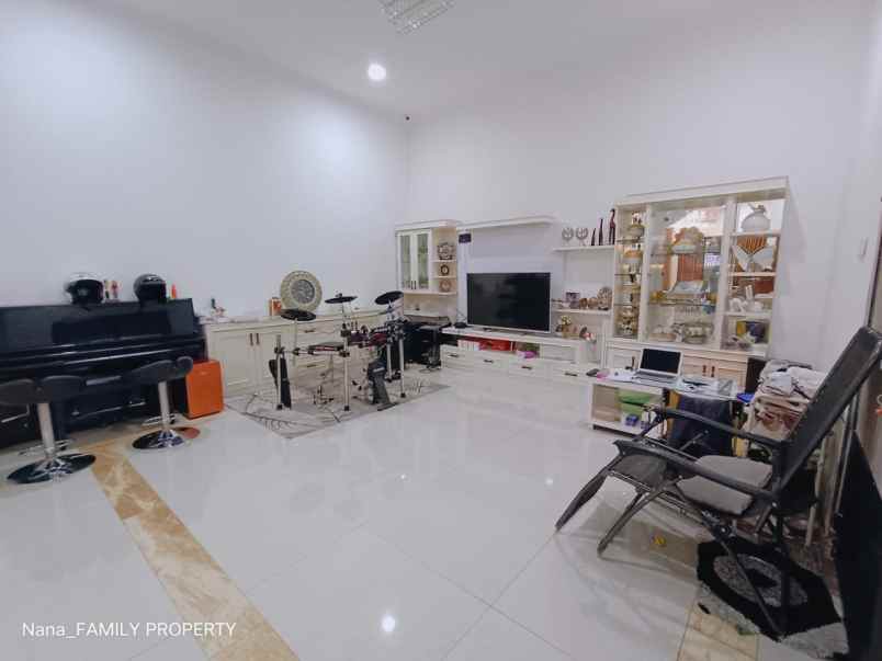 rumah second 2 lantai di joglo