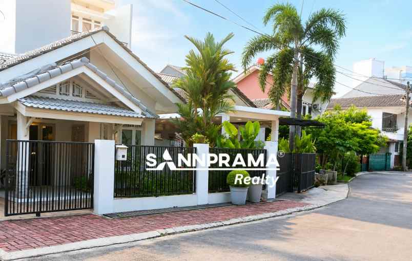 rumah second dalam komplek villa bintaro indah