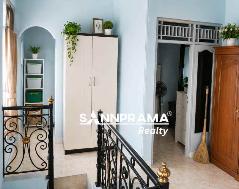 rumah second dalam komplek villa bintaro indah