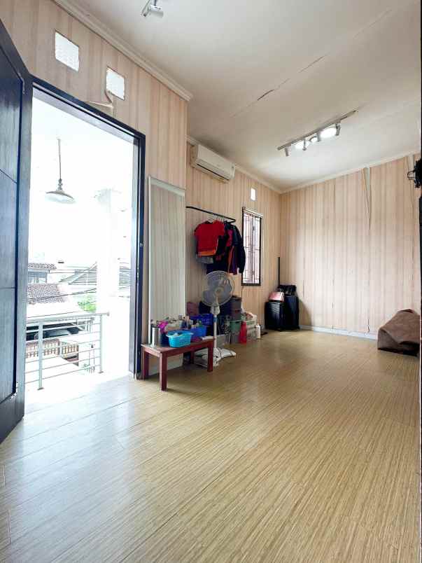 rumah second minimalis di pasar minggu jakarta selatan