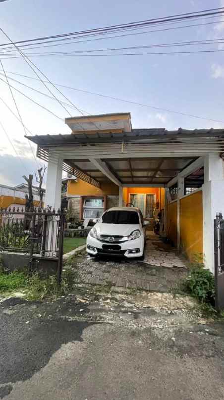 rumah semi furnish ciwaruga dekat gerlong polban upi