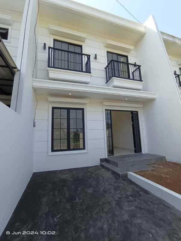 rumah siap huni area grand depok city dekat margonda