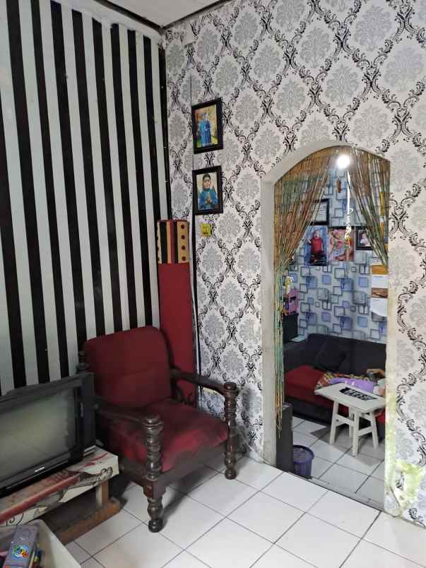 rumah siap huni bonus kios di margonda depok