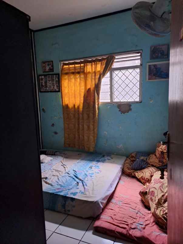 rumah siap huni bonus kios di margonda depok