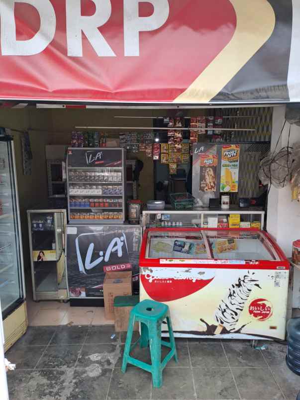 rumah siap huni bonus kios di margonda depok