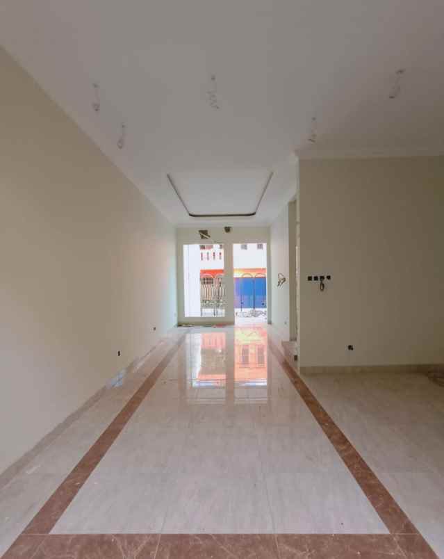 rumah siap huni di kelapa dua kebon jeruk jakbar