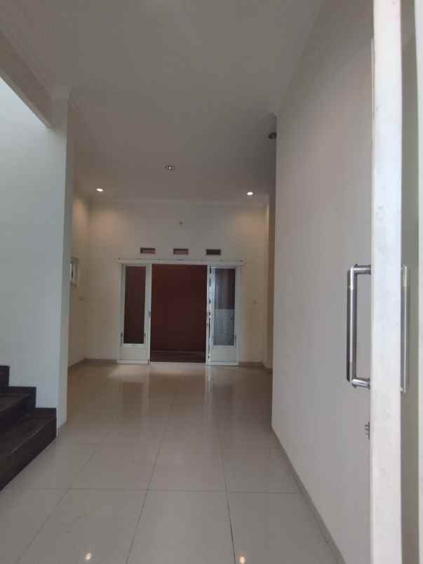 rumah siap huni di simpang sulfat utara kota malang