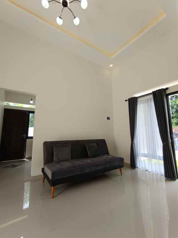 rumah siap huni modern di tonggalan wedomartani