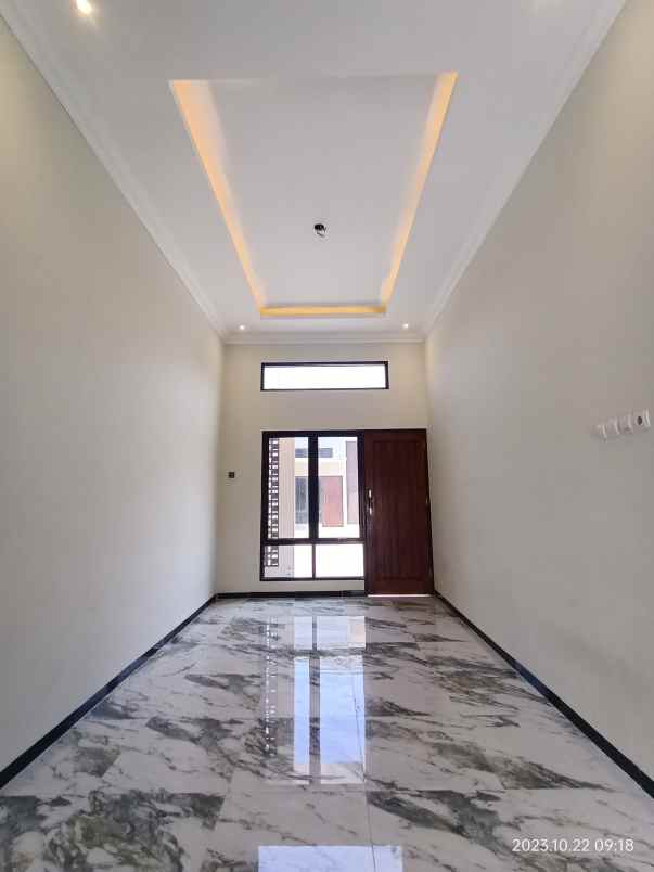 rumah siap pakai di banyumanik semarang