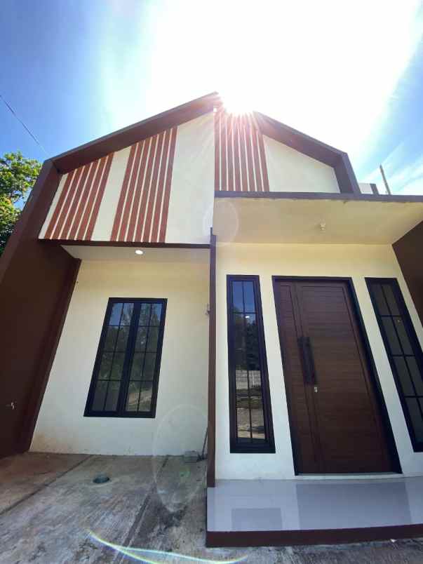 rumah strategis asri nyaman dan modern di tangerang