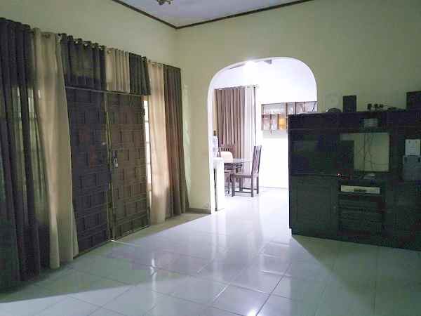 rumah strategis bonus kos kosan di belakang monjali