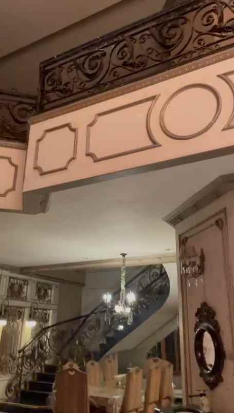 rumah strategis di menteng 100 meter ke taman suropati